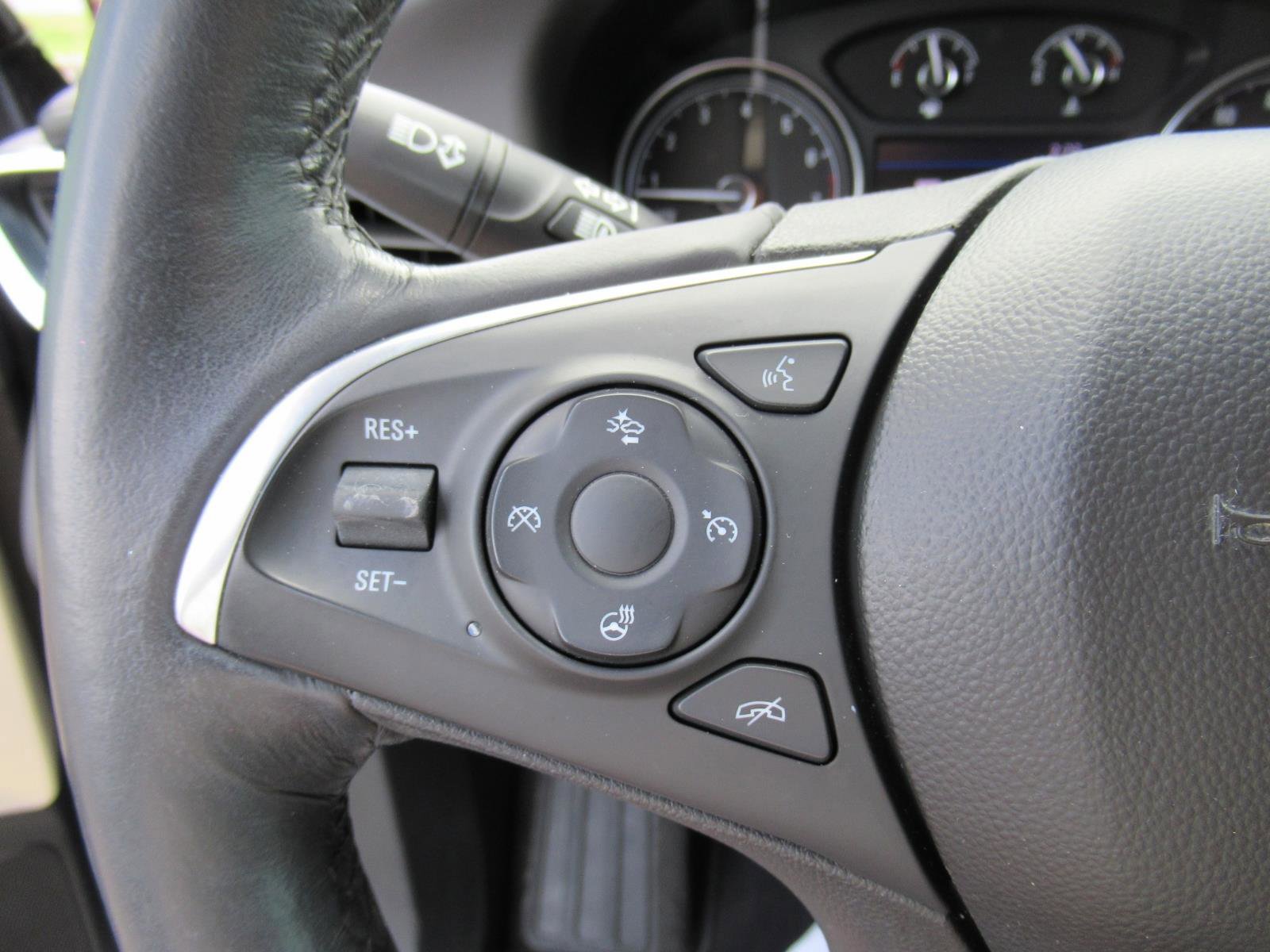 Used 2020 Buick Enclave Premium FWD image 23