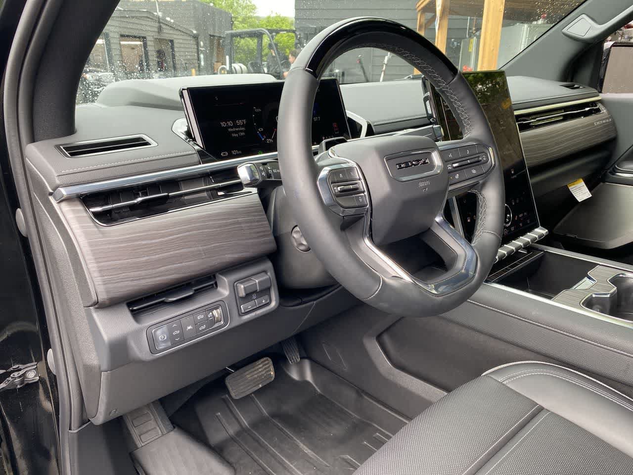 Used 2025 GMC Sierra EV Denali AWD/4WD image 2
