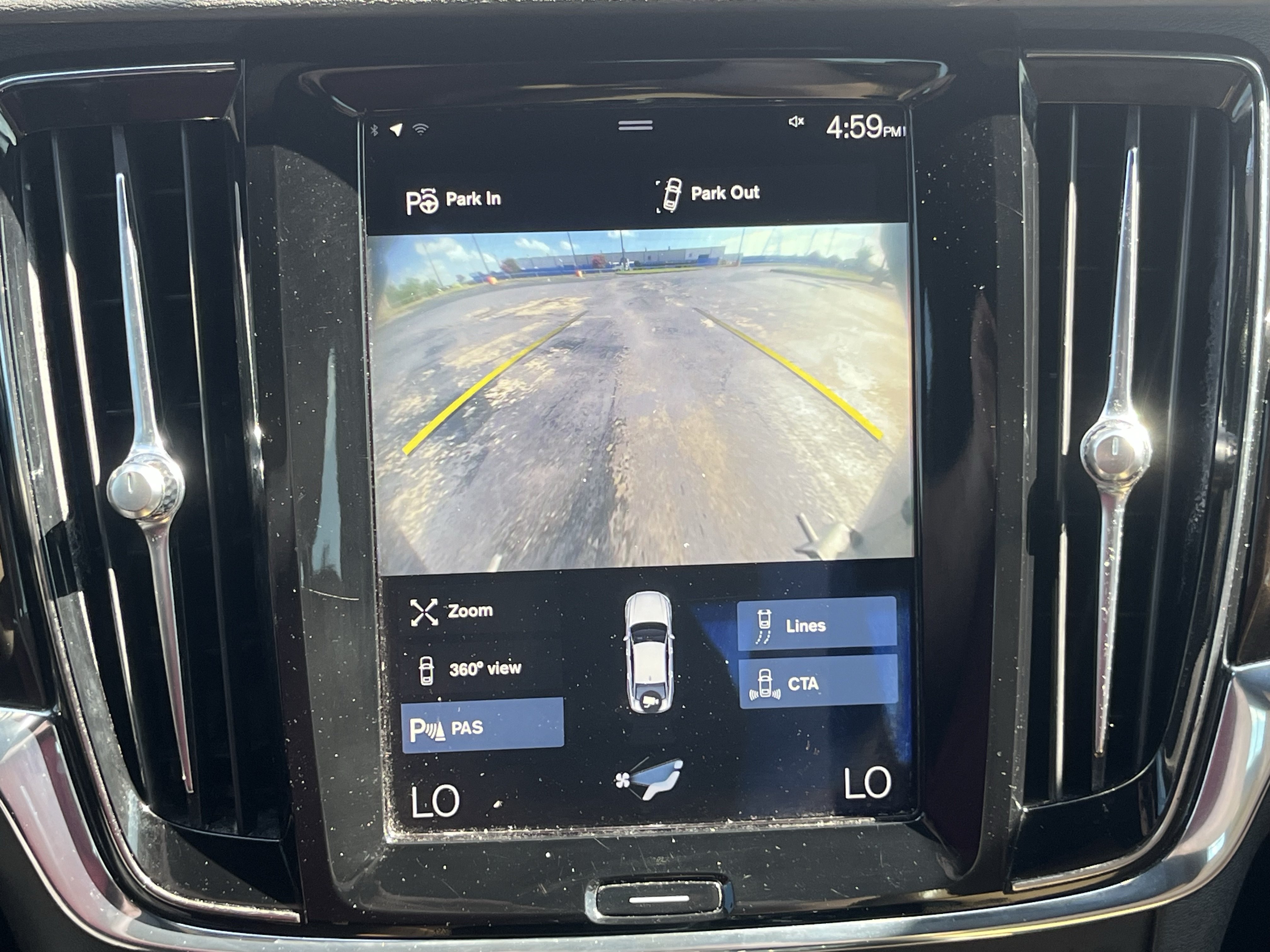 Used 2018 Volvo S90 T5 Momentum w/ Convenience Package FWD image 23