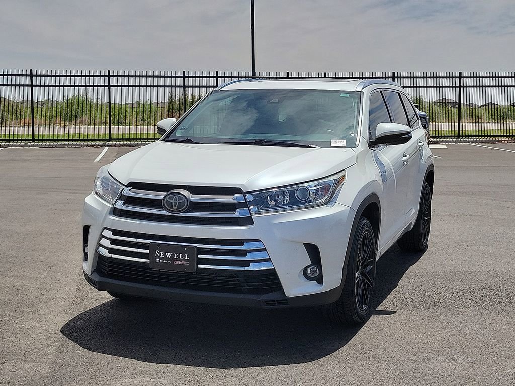 Used 2019 Toyota Highlander Limited FWD image 1