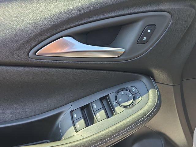 New 2026 Buick Encore GX Preferred w/ Comfort Package FWD image 22