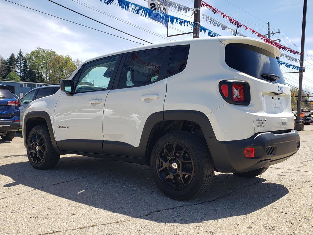 Certified 2023 Jeep Renegade Latitude AWD/4WD image 6