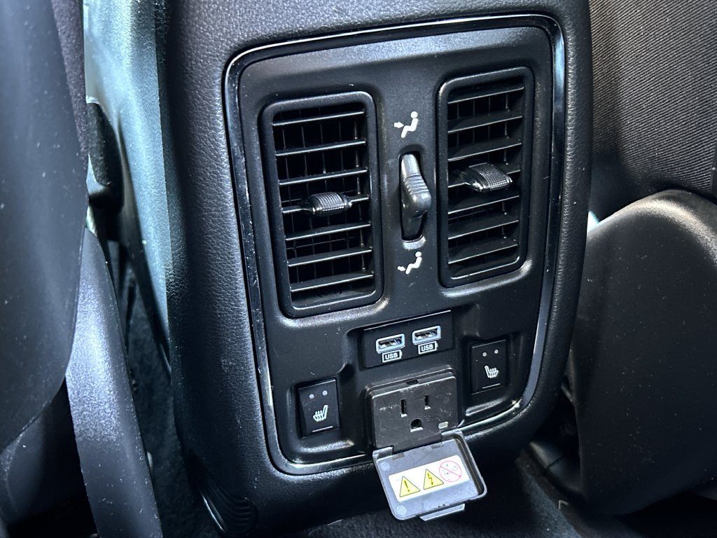 Used 2019 Jeep Grand Cherokee Limited w/ Luxury Group II AWD/4WD image 20