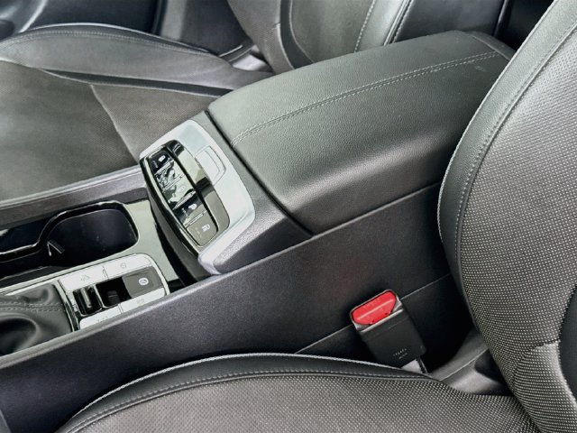Certified 2022 Hyundai Santa Cruz Limited AWD/4WD image 37