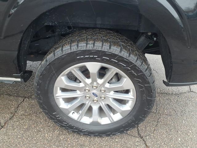 Used 2022 Ford F150 Limited image 10