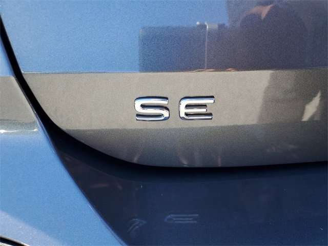 New 2026 Volkswagen Taos SE image 7