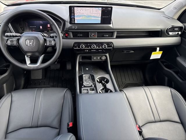 New 2026 Honda Pilot Touring image 17