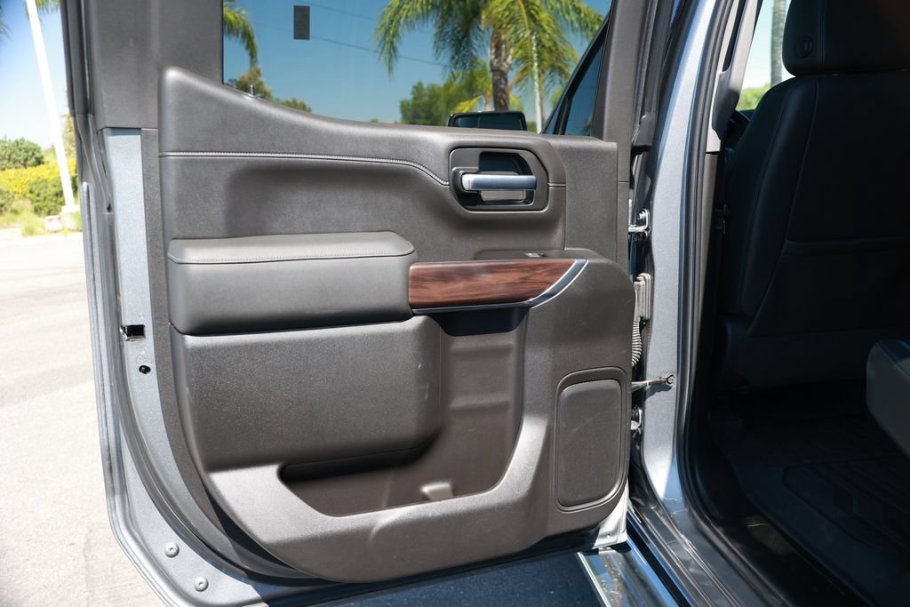 Used 2022 GMC Sierra 1500 SLT w/ SLT Premium Package AWD/4WD image 39