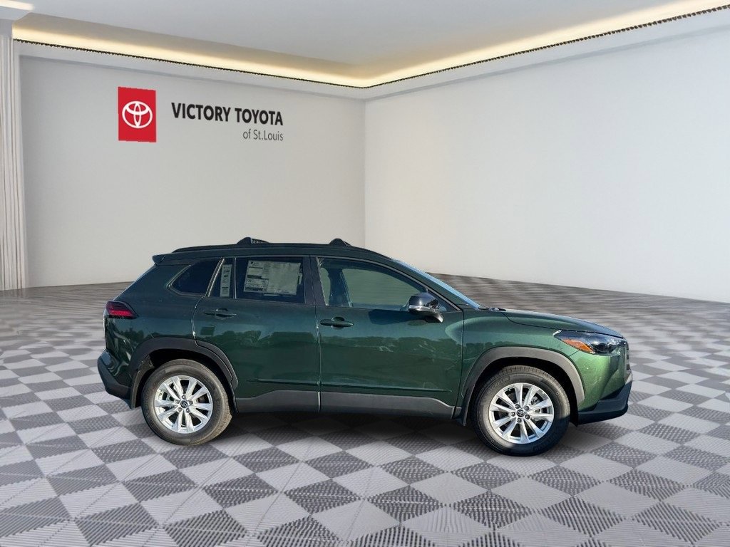 New 2026 Toyota Corolla Cross LE image 2