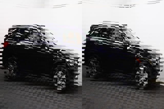 Used 2018 Mercedes-Benz GLC 300 Luxury w/ Multimedia Package image 3