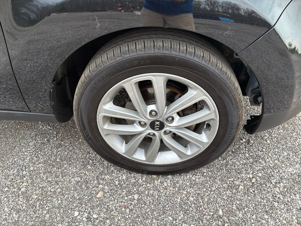 Used 2019 Kia Soul + FWD image 18