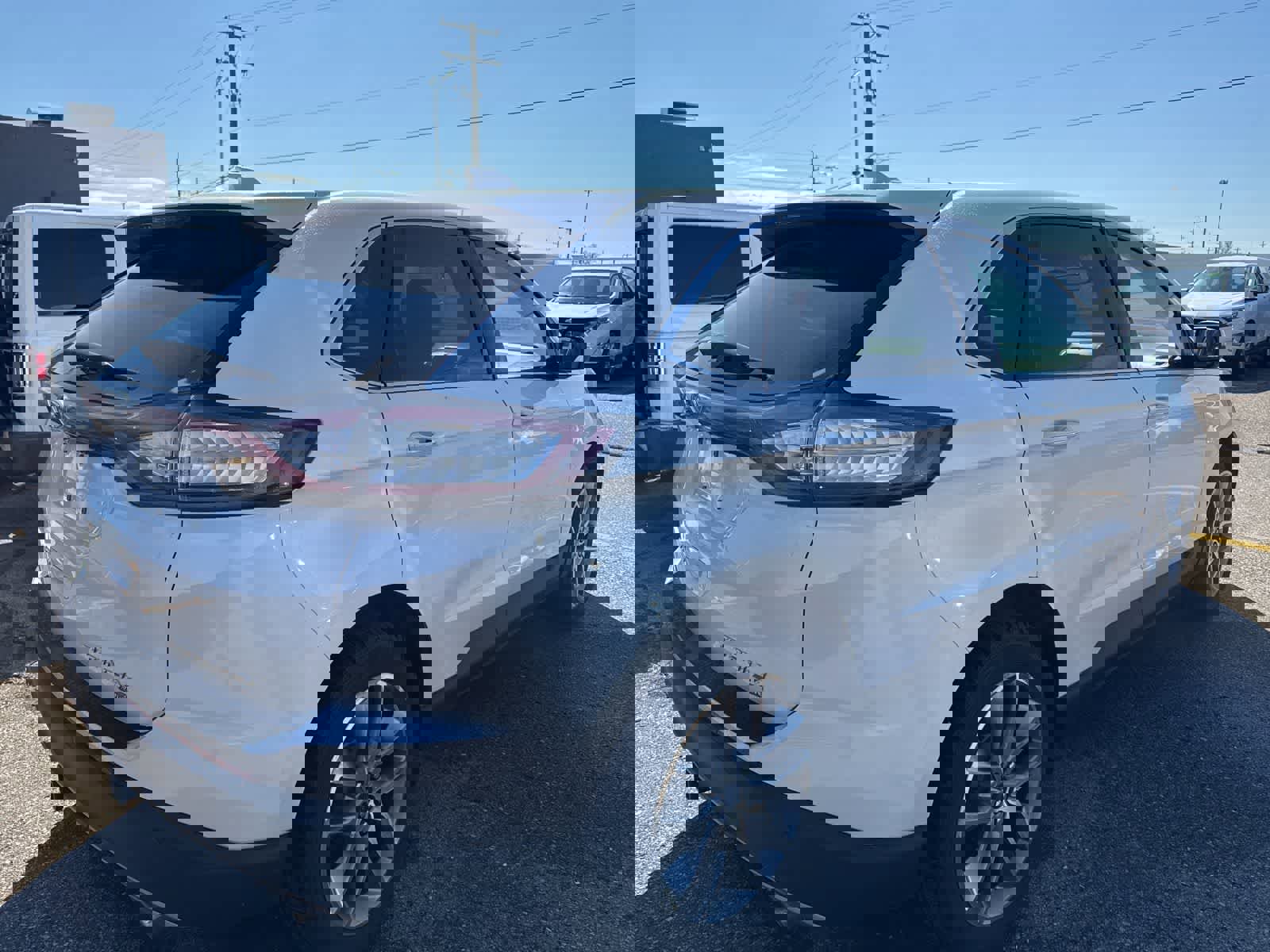 Used 2016 Ford Edge Titanium w/ Equipment Group 301A image 10