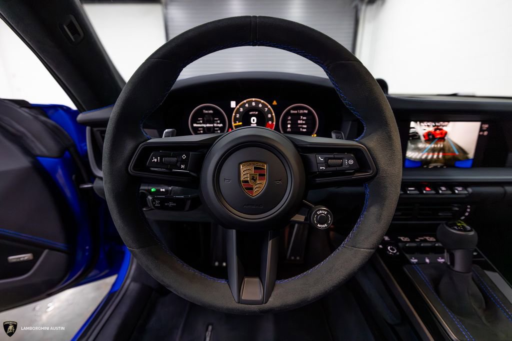 Used 2026 Porsche 911 GT3 RWD image 25