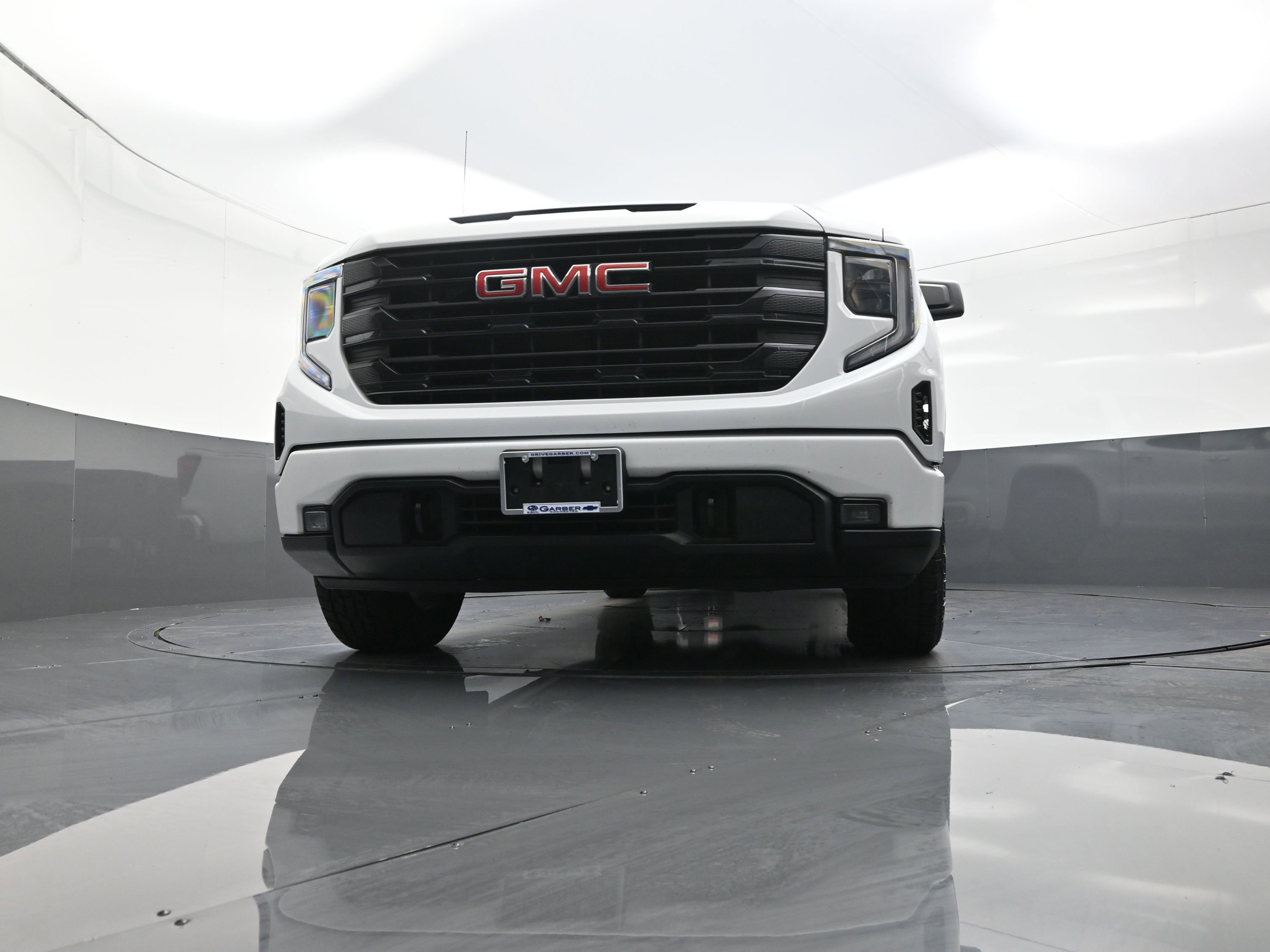 Used 2022 GMC Sierra 1500 Elevation image 10