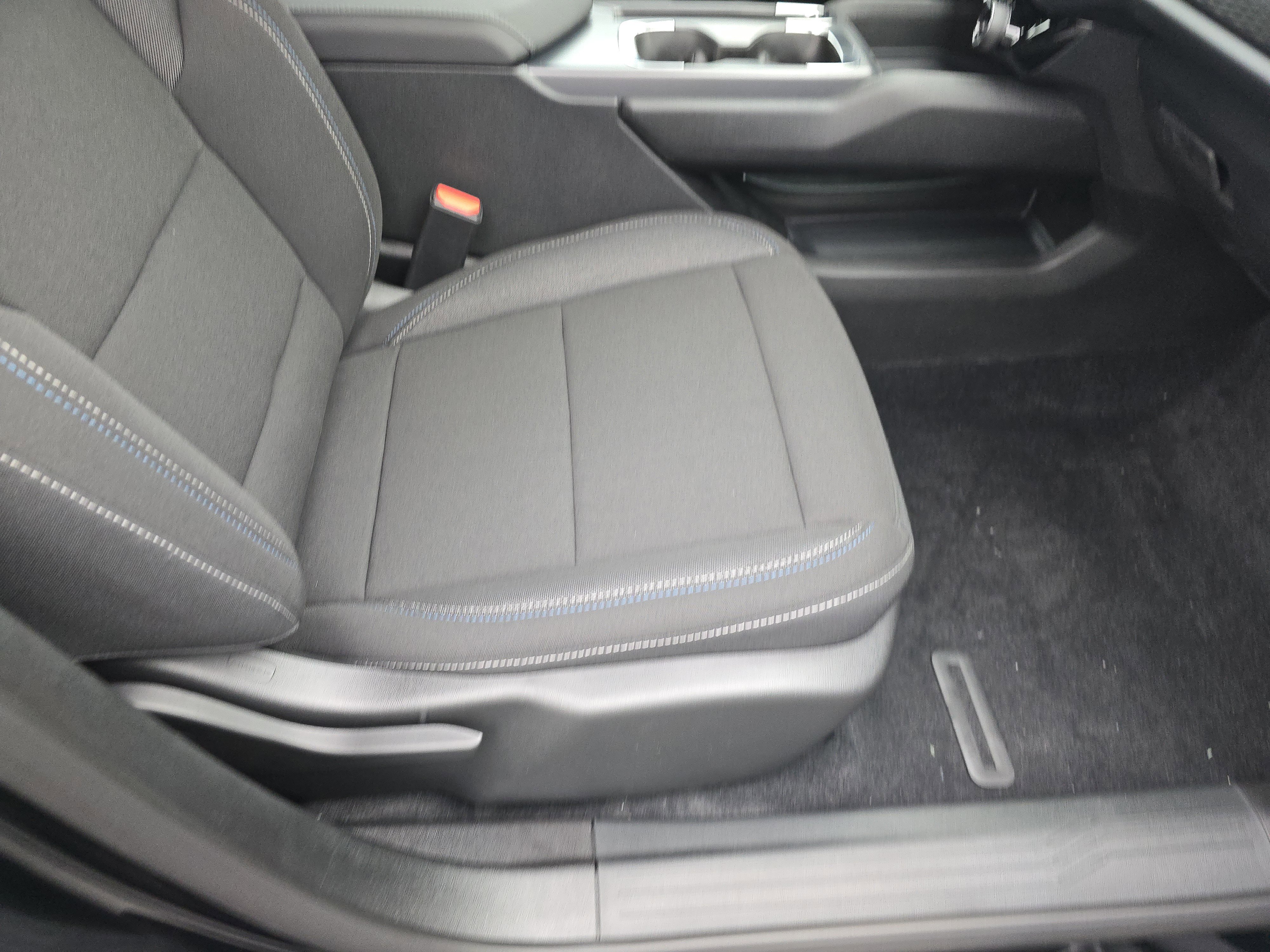 New 2026 Chevrolet Equinox EV LT image 22