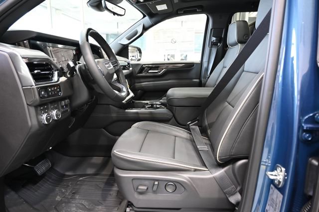 New 2026 GMC Yukon XL Elevation w/ Elevation Premium Package image 9