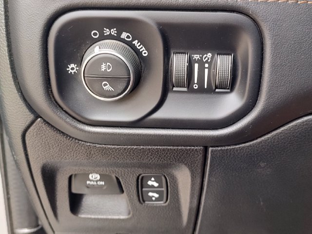 Used 2022 RAM 1500 Limited AWD/4WD image 23