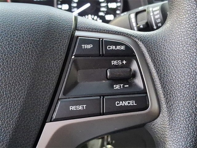 Used 2017 Hyundai Elantra SE w/ Cargo Package image 27