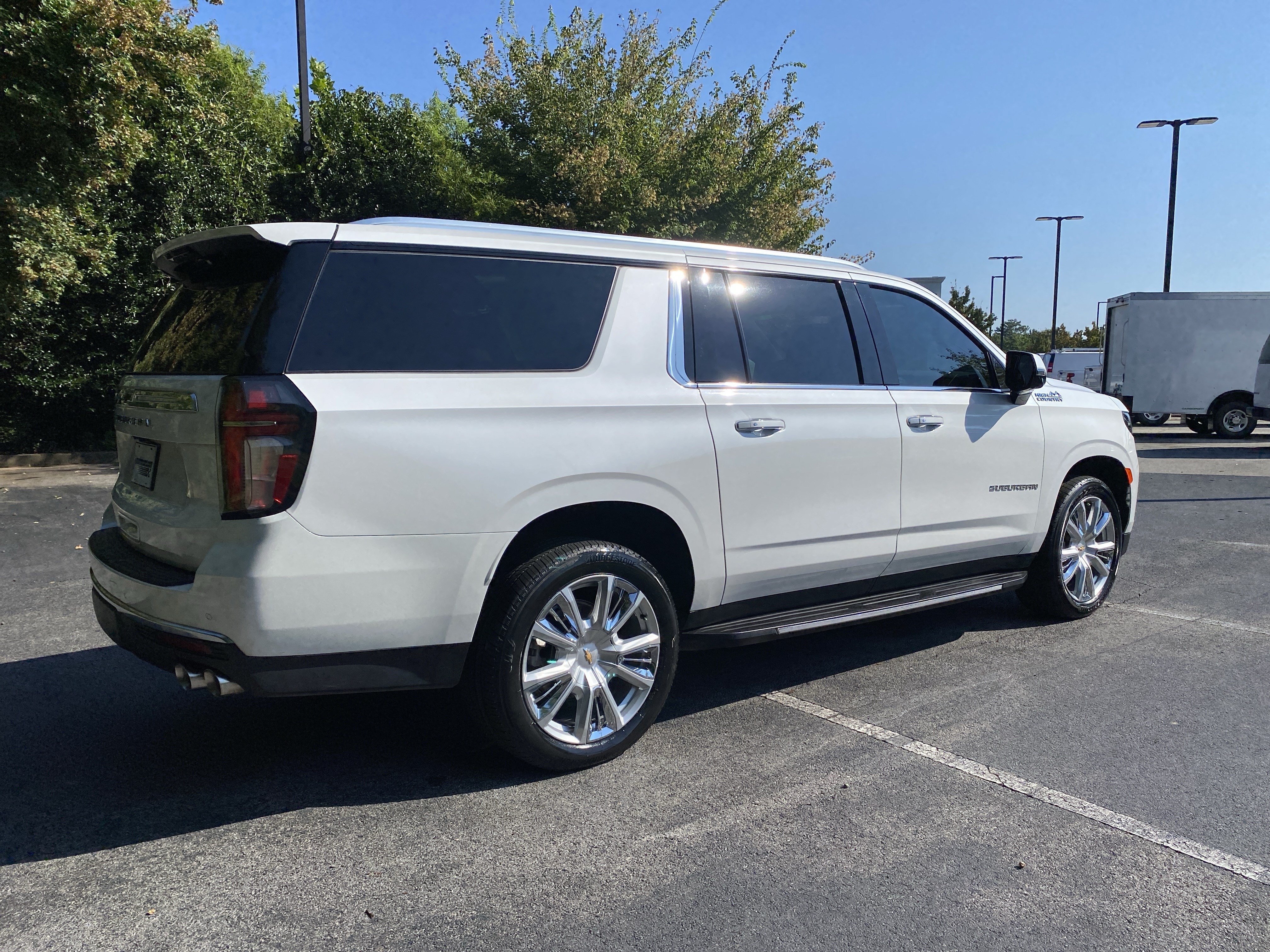 Used 2023 Chevrolet Suburban High Country AWD/4WD image 56