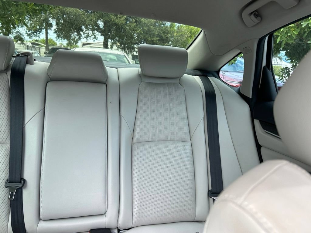 Used 2018 Honda Accord EX-L image 14