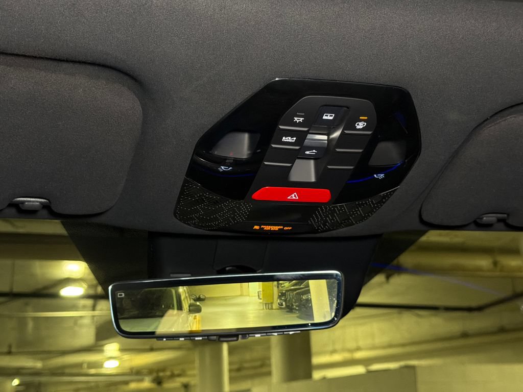 Certified 2024 Kia EV9 GT-Line AWD/4WD image 21