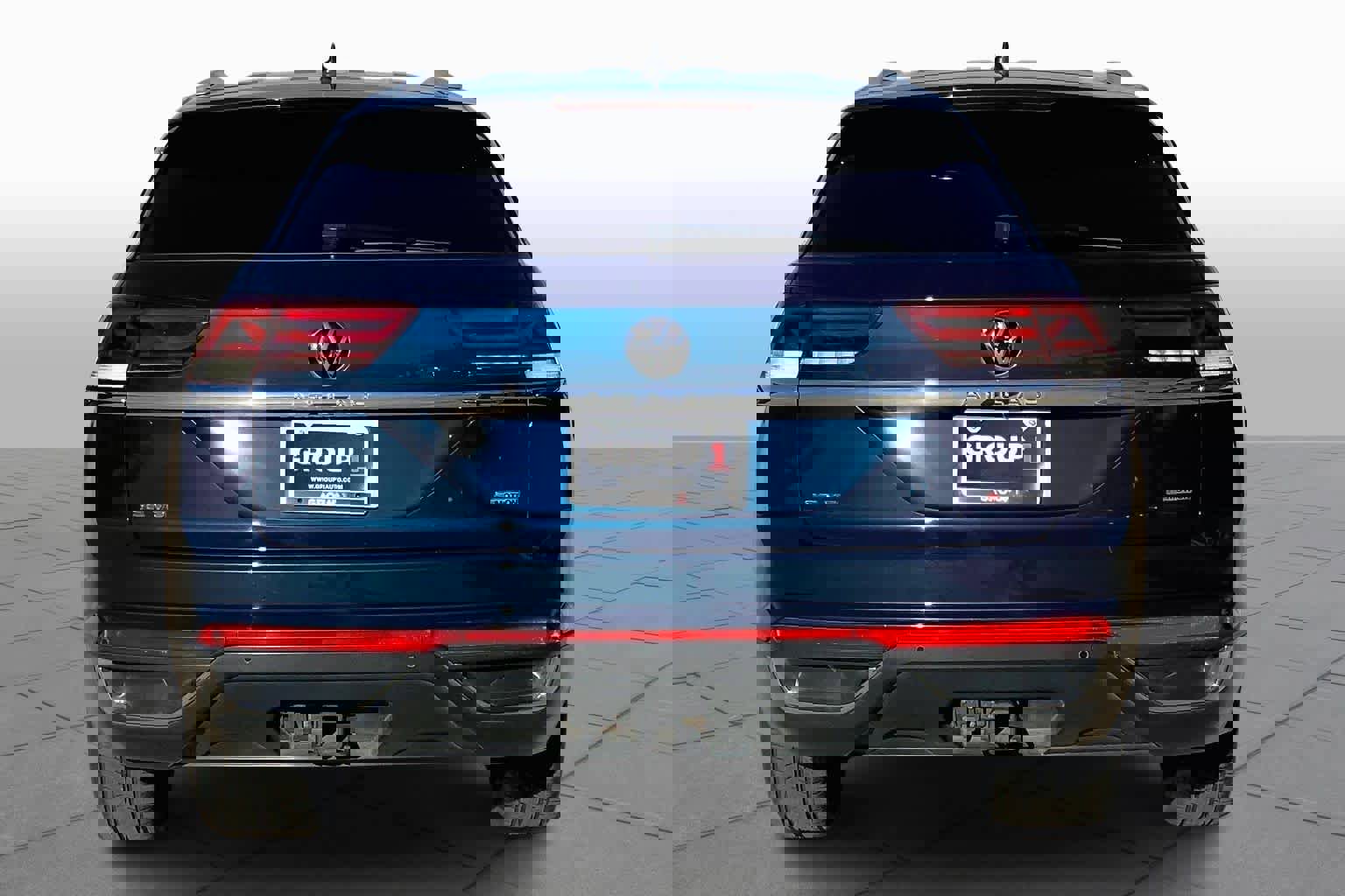 Used 2022 Volkswagen Atlas Cross Sport SE image 5