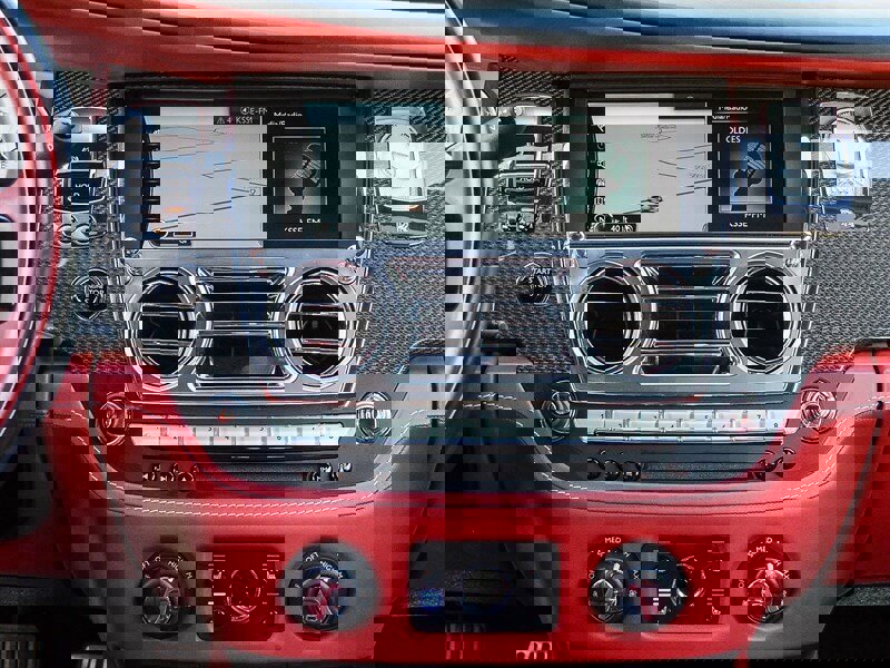 Used 2019 Rolls-Royce Dawn image 22