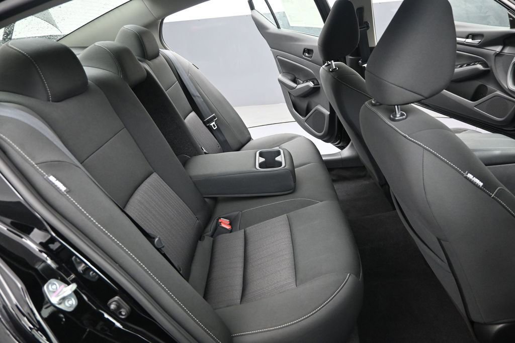 Used 2023 Nissan Altima 2.5 SV FWD image 28