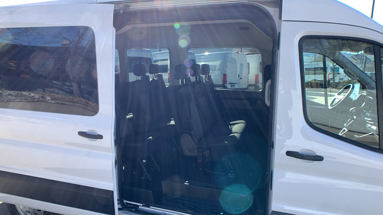 Used 2024 Ford Transit 350 XLT image 23