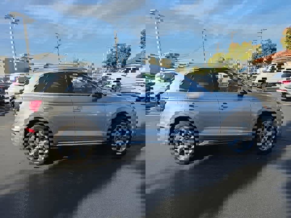 Used 2023 Audi Q5 2.0T Premium Plus w/ Premium Plus Package image 8