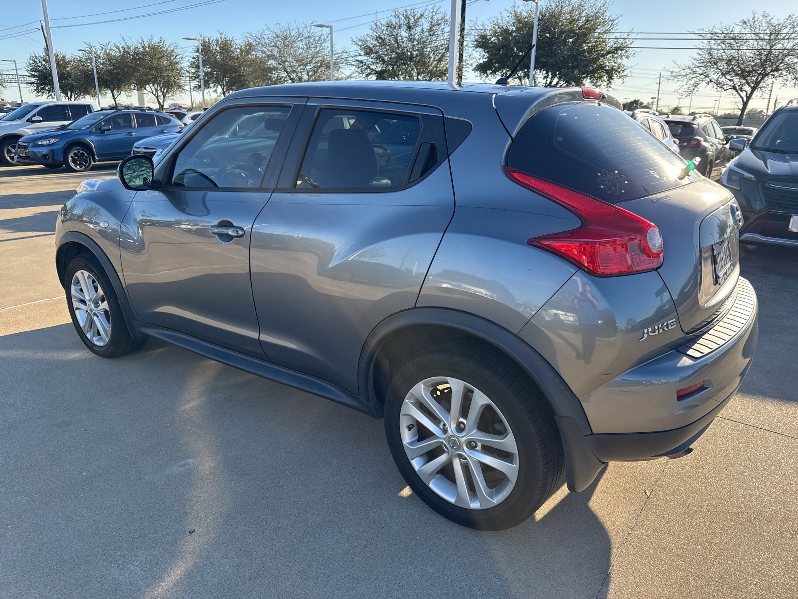 Used 2014 Nissan Juke S image 3