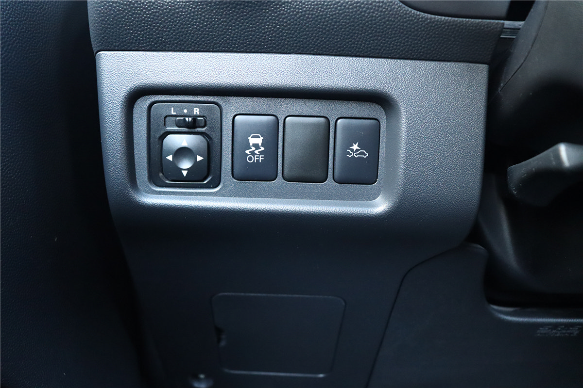 Used 2024 Mitsubishi Mirage ES FWD image 28