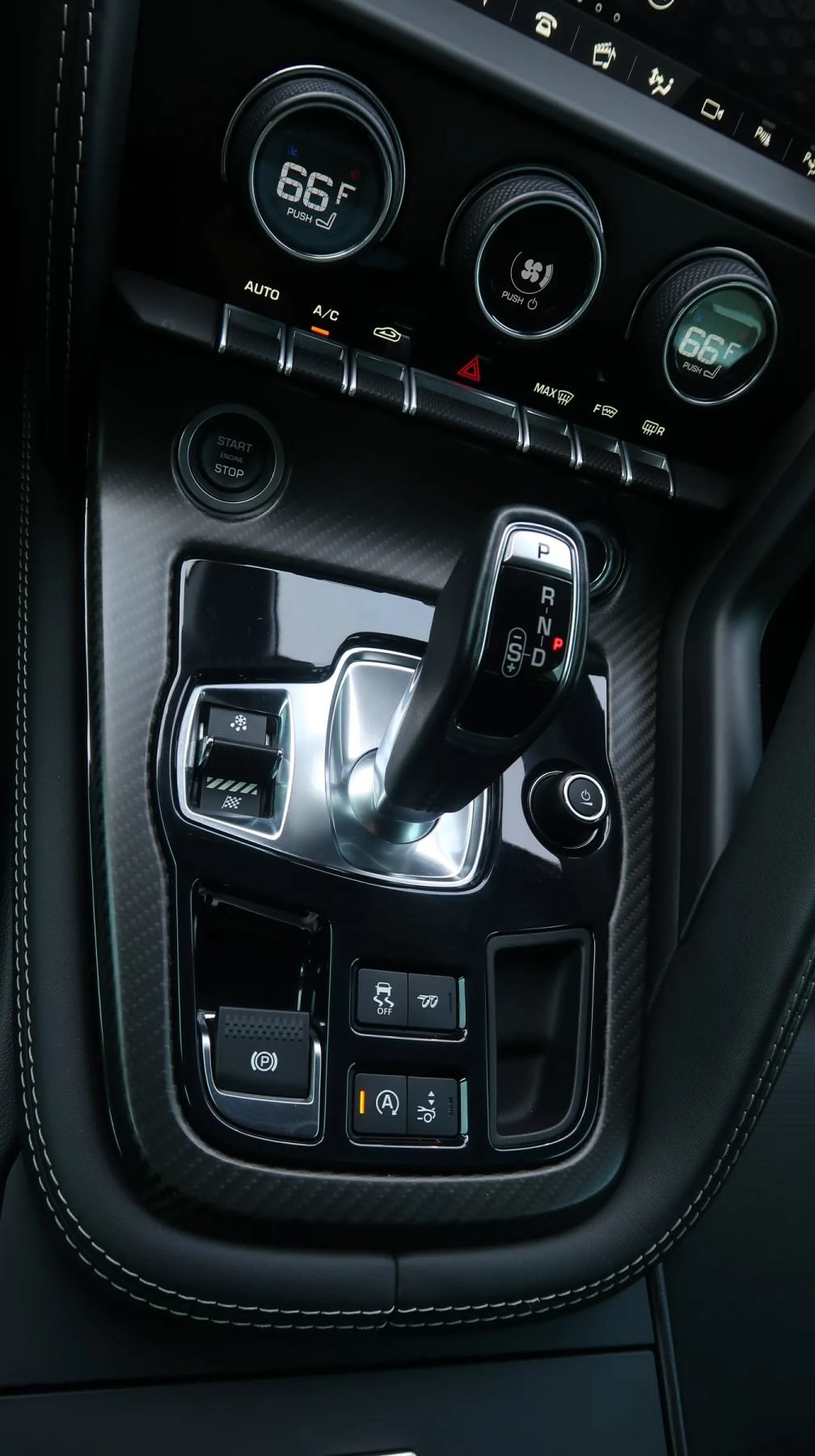 Used 2020 Jaguar F-TYPE R AWD/4WD image 27
