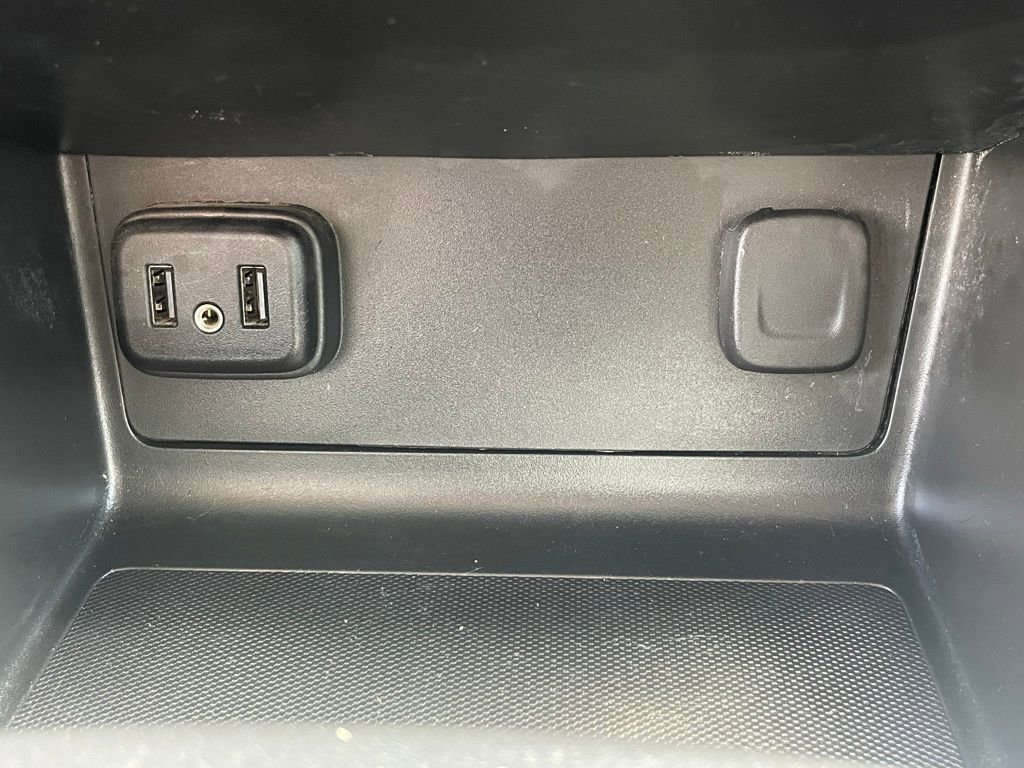 Certified 2021 Chevrolet Colorado W/T w/ Custom Special Edition AWD/4WD image 36