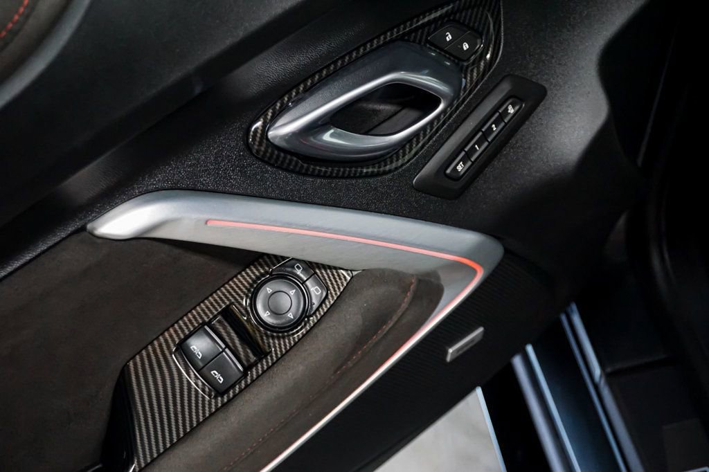 Used 2018 Chevrolet Camaro ZL1 image 47