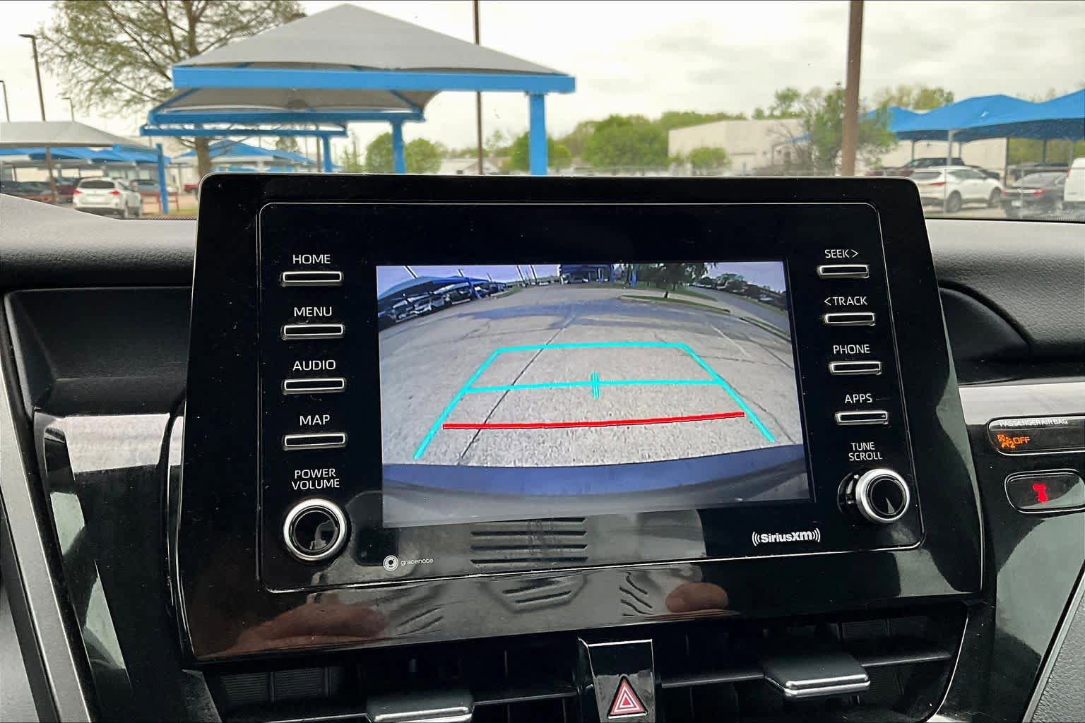 Used 2021 Toyota Camry SE FWD image 26