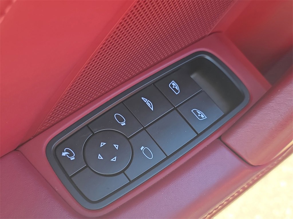 Used 2022 Porsche 911 Turbo S image 23