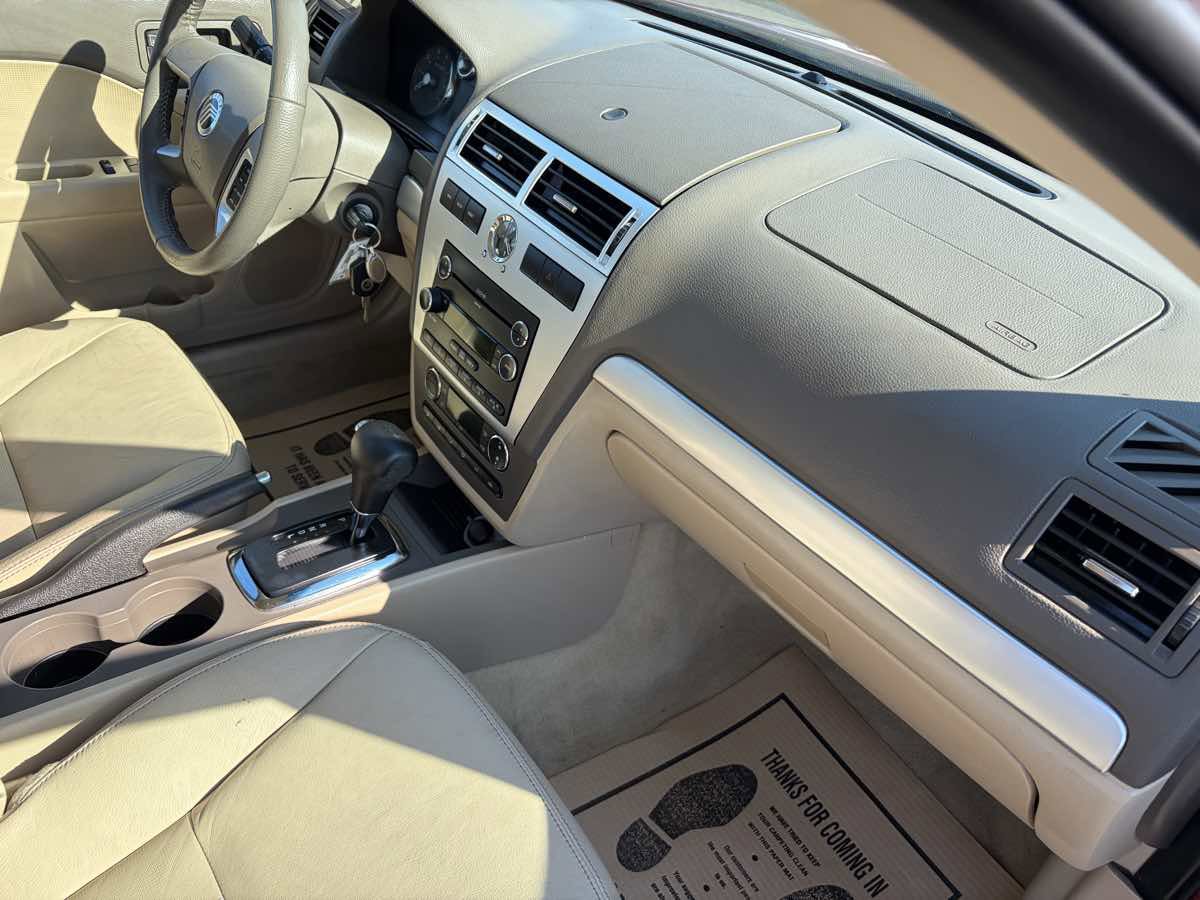Used 2008 Mercury Milan Premier image 27