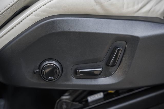 Used 2022 Volvo XC90 T8 R-Design w/ Advanced Package image 34