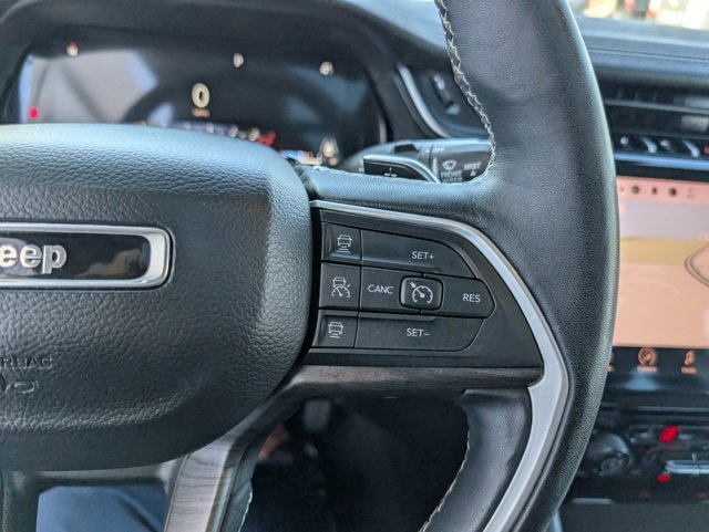 Used 2022 Jeep Grand Cherokee L Limited w/ Trailer Tow Group (B) image 13