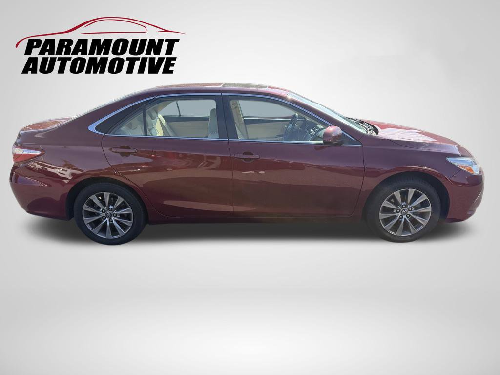 Used 2017 Toyota Camry XLE w/ Moonroof Package FWD image 6