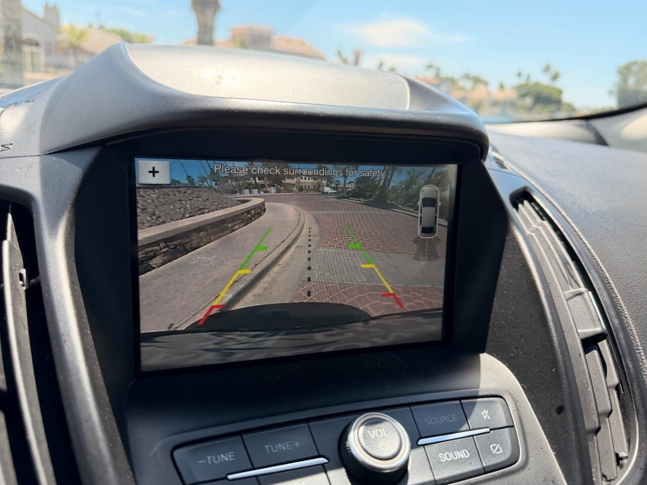 Used 2019 Ford Escape SEL FWD image 32
