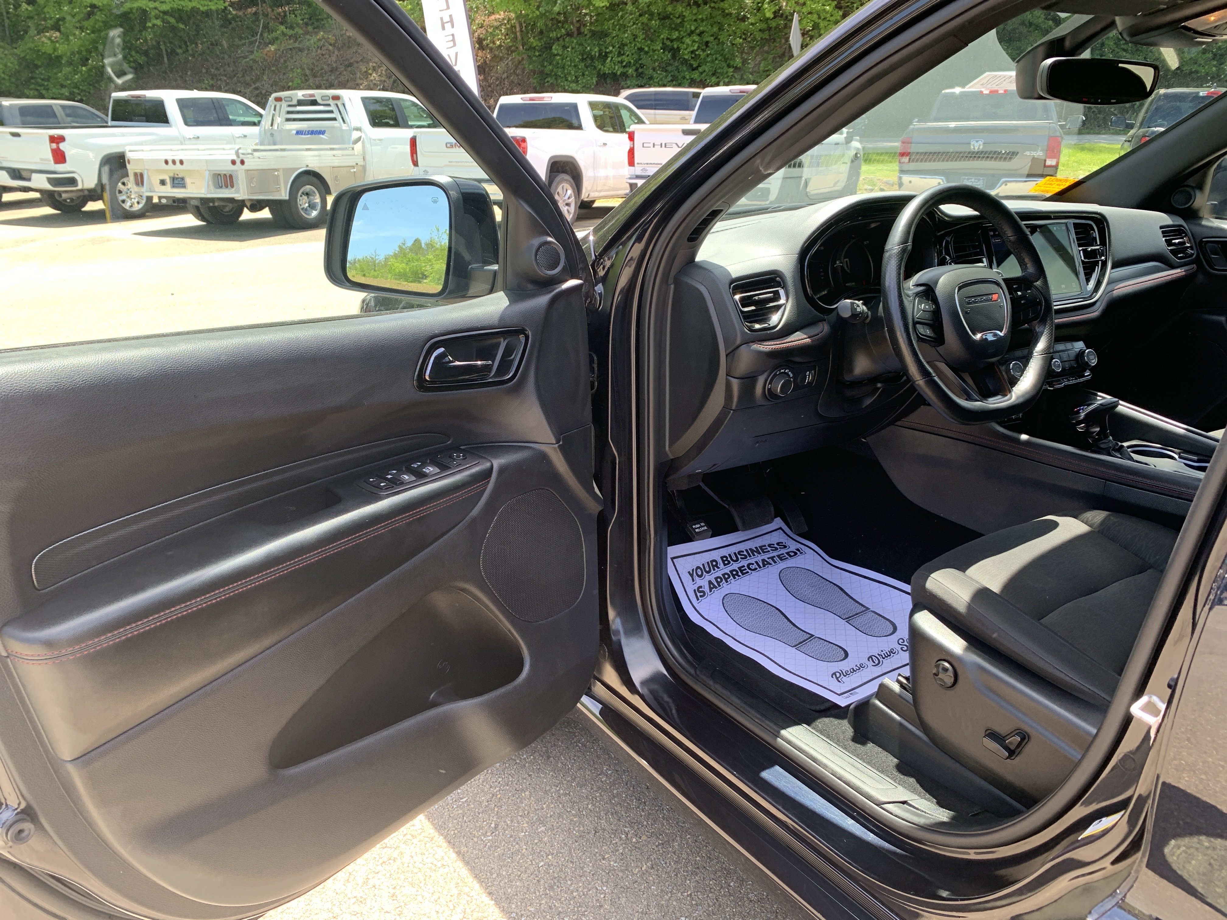 Used 2025 Dodge Durango GT RWD image 10