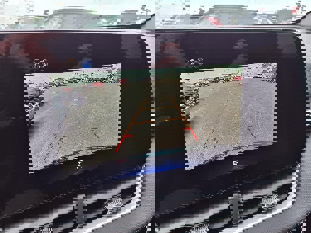 New 2026 Chevrolet Equinox LT image 17