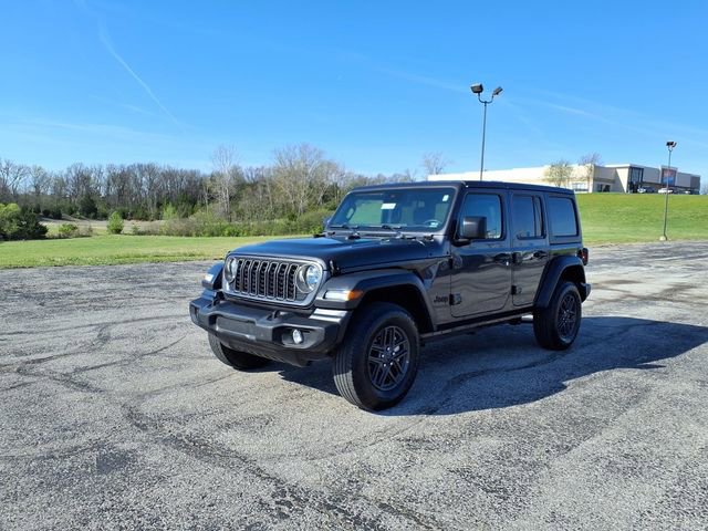 Used 2025 Jeep Wrangler Sport S image 43
