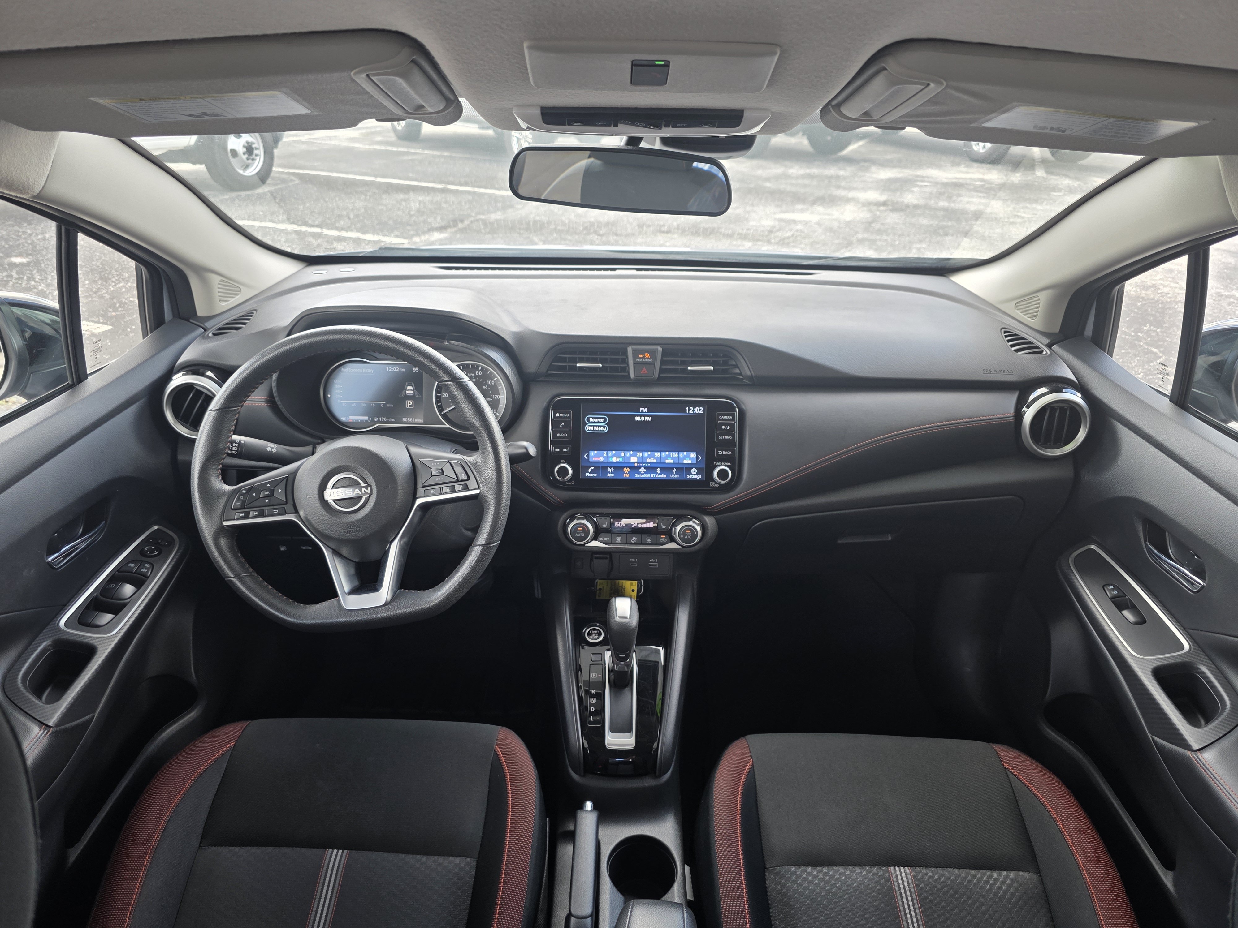 Used 2024 Nissan Versa SR FWD image 16