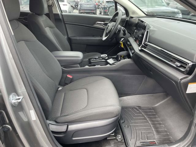 Used 2023 Kia Sportage LX image 13
