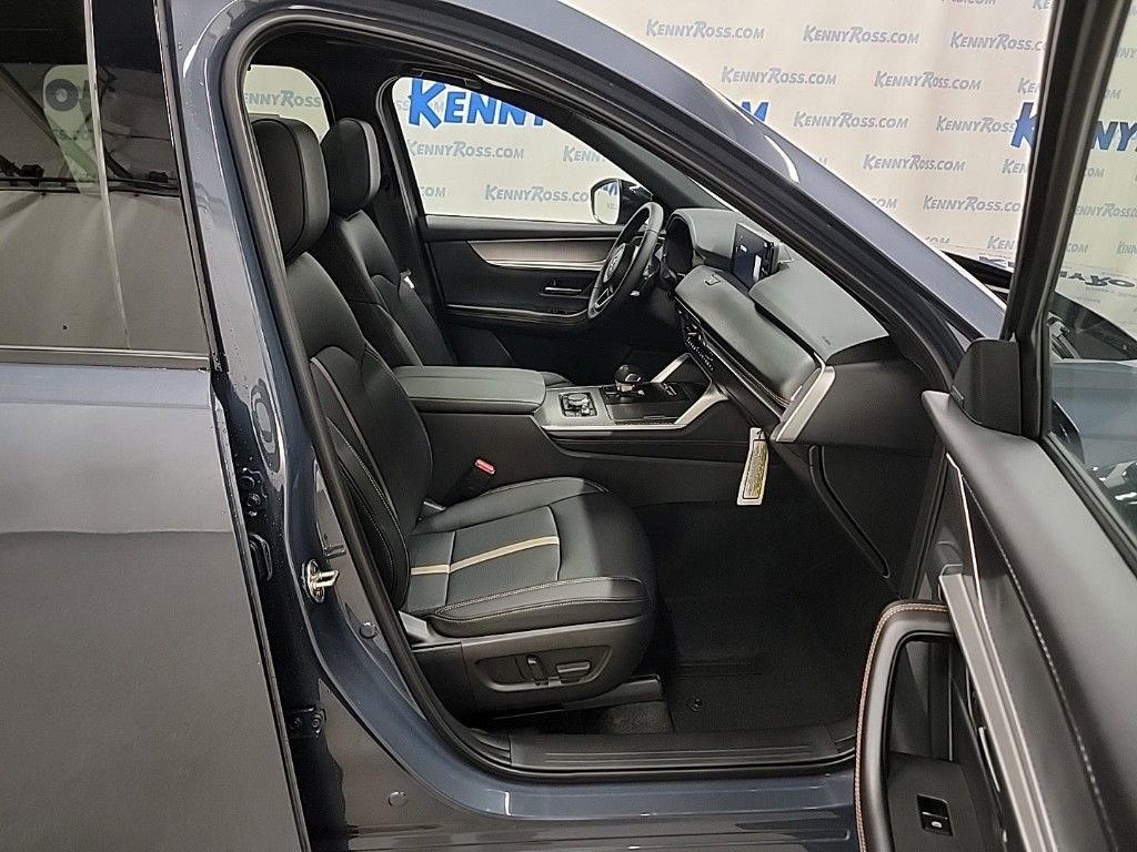 New 2025 MAZDA CX-70 3.3 Turbo S w/ Premium Package image 12