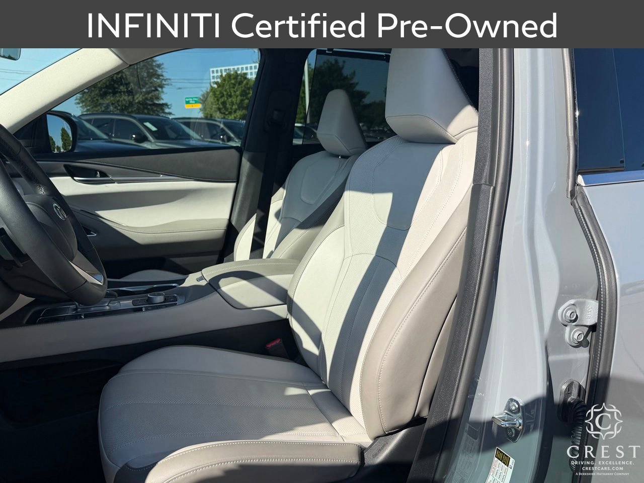 Certified 2026 INFINITI QX60 Luxe w/ Cargo Package FWD image 11