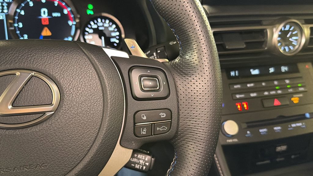 Used 2023 Lexus RC F F w/ Carbon Package image 31